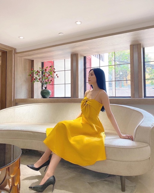 Đầm xoè 2 dây xoắn nơ | BigBuy360 - bigbuy360.vn