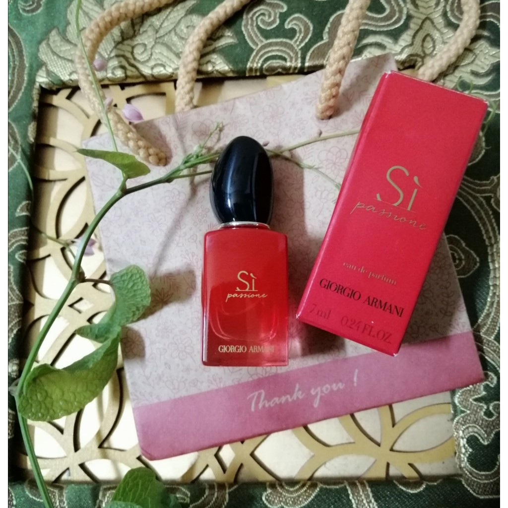 Nước hoa nữ mini ARMANI - Sì Passione EDP 7ml - Đỏ
