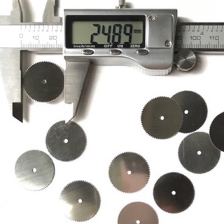 đĩa cưa 25mm lỗ đĩa vít 2mm.