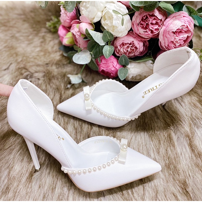GIÀY CƯỚI THIẾT KẾ KHOÉT EO NƠ VIỀN NGỌC HÌNH THẬT CÓ SẴN