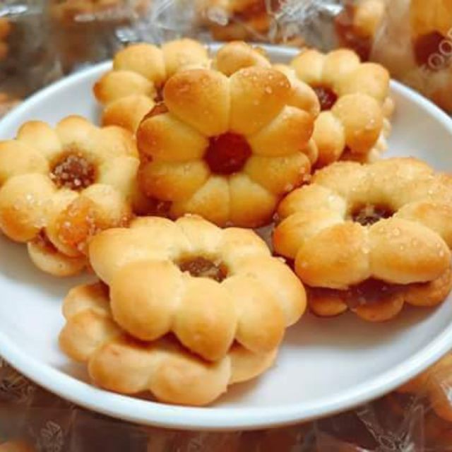 100gr Bánh Quy Hoa Mai nhân mứt dứa Thái Lan