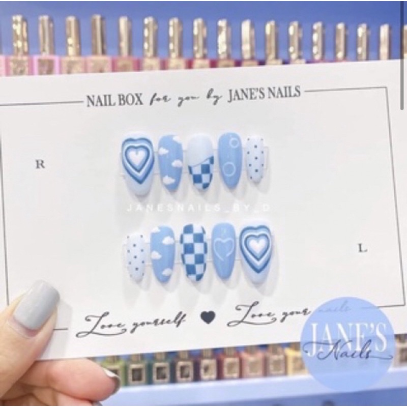 Nailbox xanh trái tim kẻ caro
