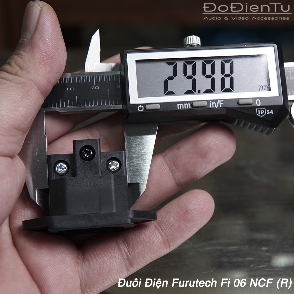 Đuôi điện Furutech Fi 06 NCF
