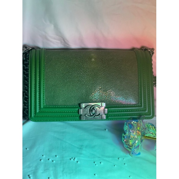 Túi chanel boy da cá đuối