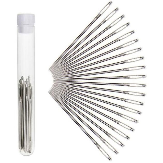 Tá 15 cây kim khâu tay, hoặc 1 cuộn chỉ 2 kim