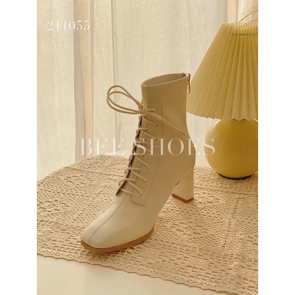 BEESHOES - BOOT NỮ BUỘC DÂY DA MỀM MŨI VUÔNG - BOOT NỮ ĐẾ TRỤ CAO 7CM CÓ SẴN MÀU ĐEN - KEM 211055