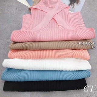 Áo len croptop cổ yếm đắp chéo