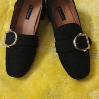 Giày nữ 2hand! (Size 37)