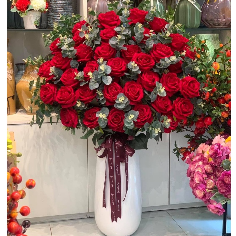 Hoa Hồng Nhung Giả bông to cành dài 70cm đường kính bông 10cm chất liệu nỉ nhung, phù hợp với mọi không gian