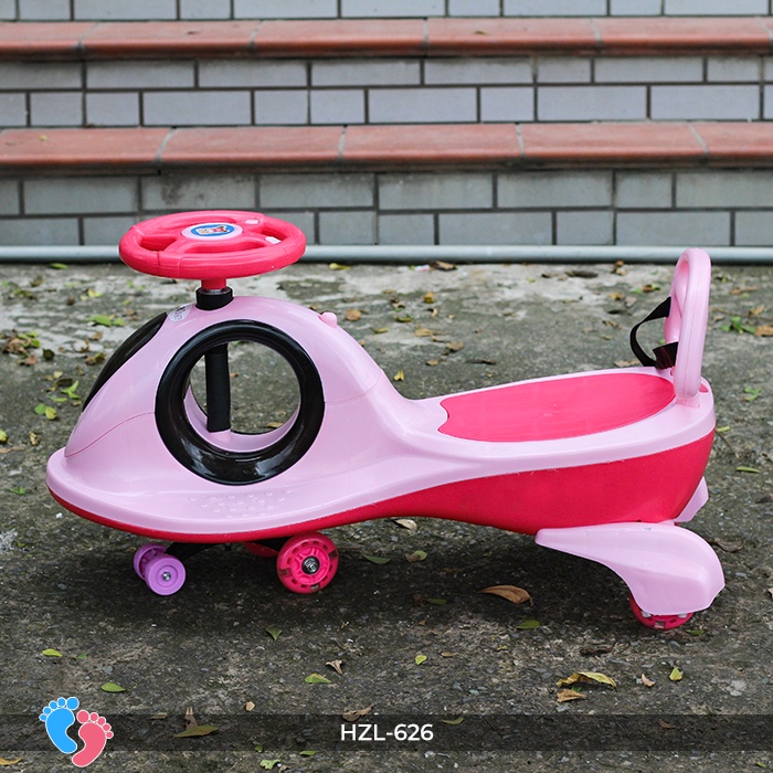 Xe lắc tay có đèn có nhạc BABY PLAZA HZL-626