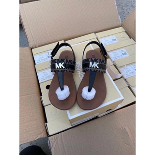 Sandal MK dư xịn bé gái đại