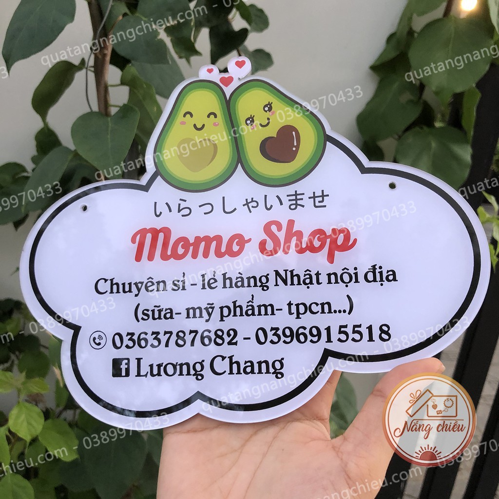 Bảng hiệu hình quả bơ in thông tin shop. Decor cửa hàng thời trang, mỹ phẩm ..... free thiết kế theo mẫu sẵn có