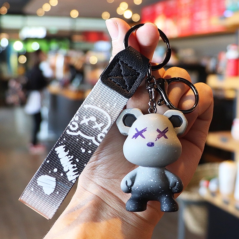Móc khoá gấu đá, móc khoá treo balo, túi xách, làm quà tặng