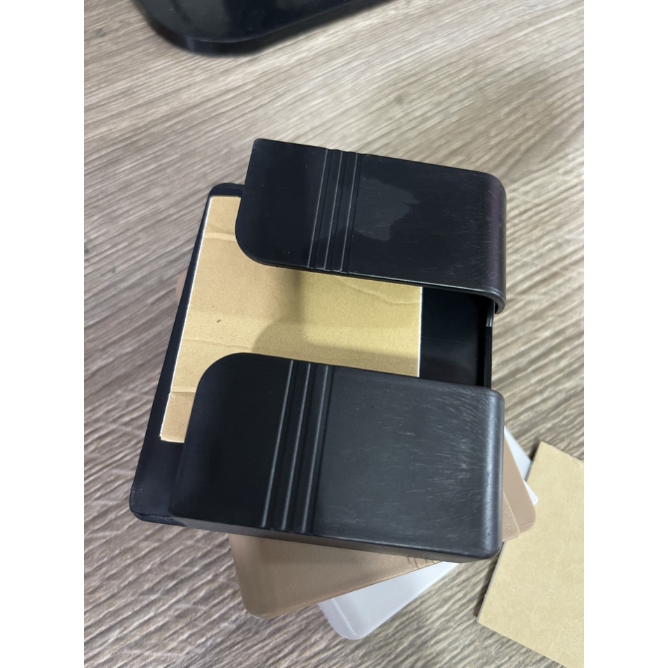 Kệ Dán Tường Để Điện Thoại/ Điều Khiển k9 Thông Minh SD85 Shalla