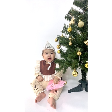 Yếm phong cách Hàn Quốc