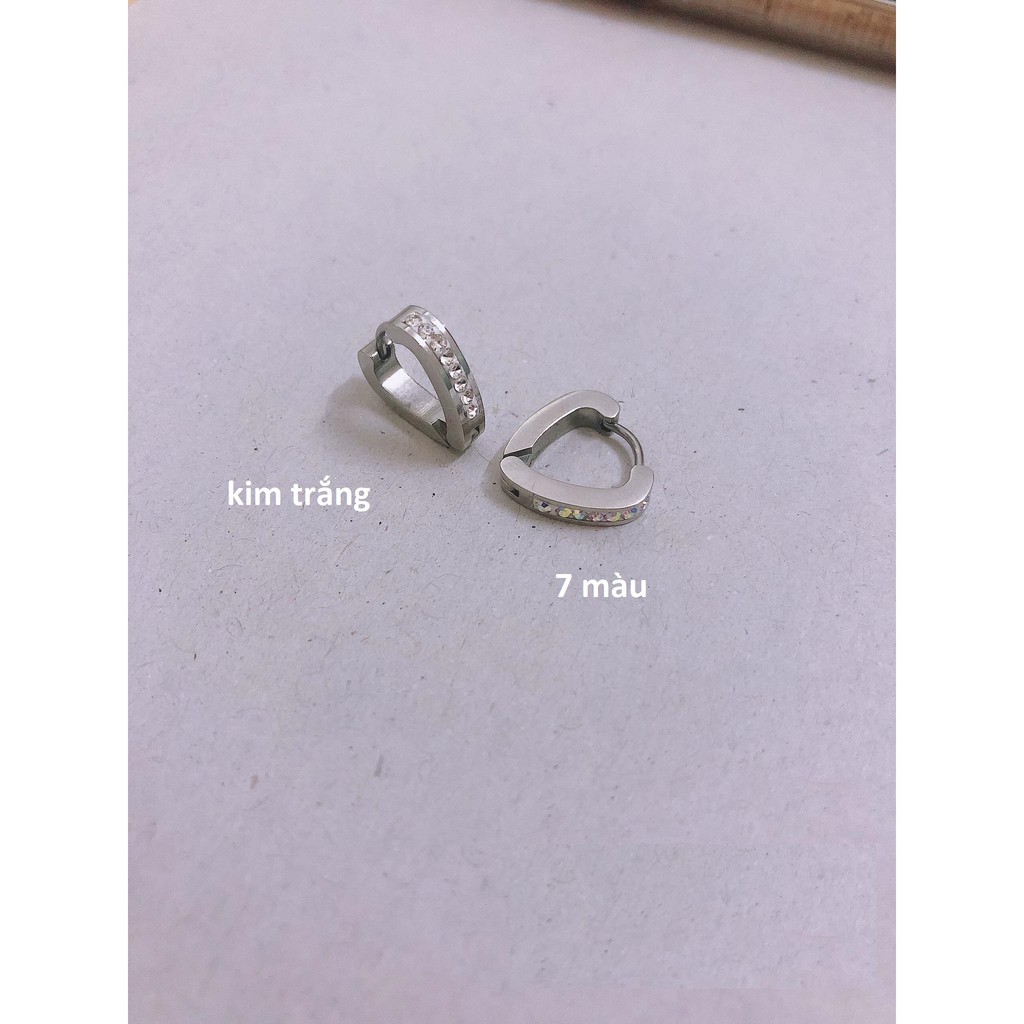 Khuyên titan tim đính kim gấp khúc AB cá tính TKD19