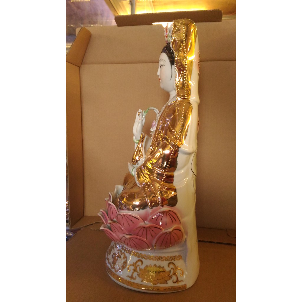 Tượng Sứ Quan Thế Âm Bồ Tát Áo vàng 14 Inch