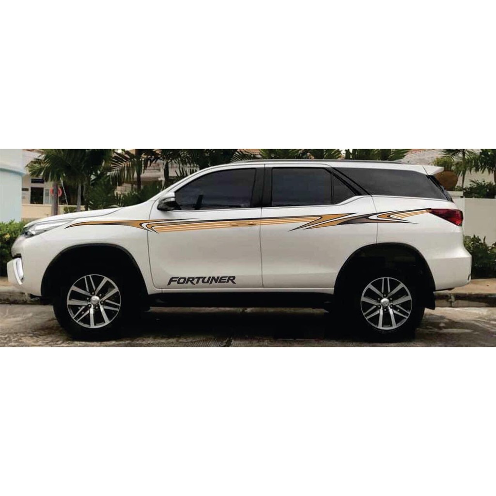 Tem thể thao xe Fortuner