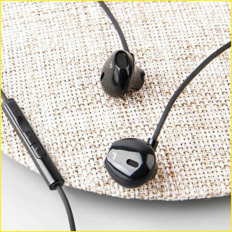 Tai nghe có dây cao cấp Baseus Encok H06 3.5mm thiết kế dạng earpod thoải mái khi đeo , tích hợp nút tăng giảm âm lượng