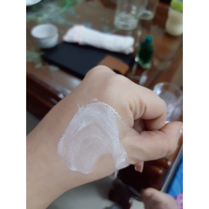 Kem chống nắng dưỡng trắng chamomile