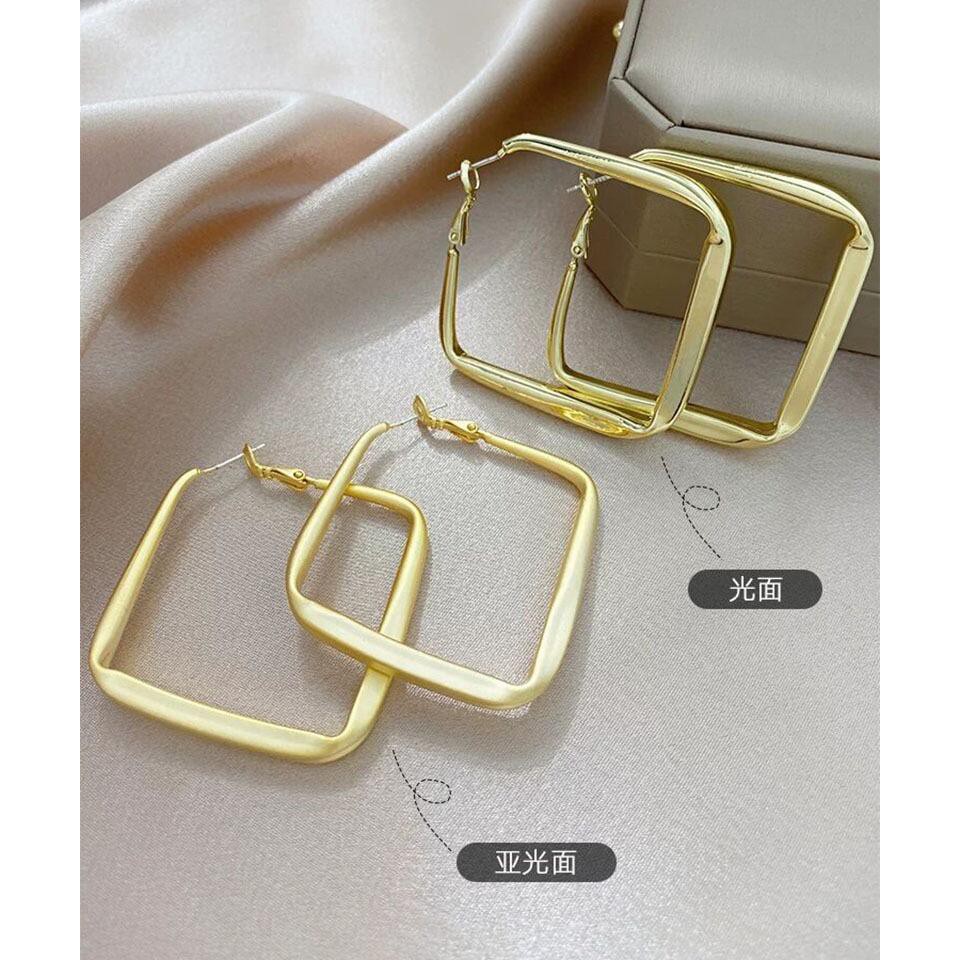 Bông Tai Kim Loại Mạ Bạc 925 Phong Cách Retro C331