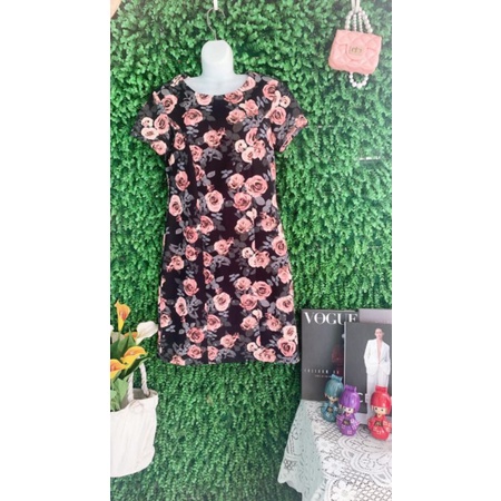 Thanh lý đầm trung niên chất đẹp dưới 55kg