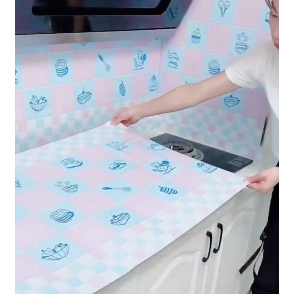 Giấy dán bếp  FREE SHIP  Decal dán bếp Ô VUÔNG TRẮNG HỒNG tráng bạc chịu nhiệt tốt có keo sẵn