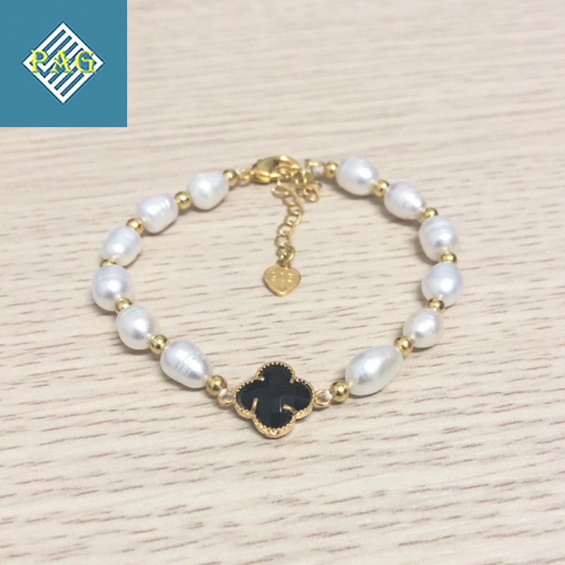 Vòng Tay Pearl Nước Ngọt AAA Mix Cỏ Bốn Lá Xinh Xắn