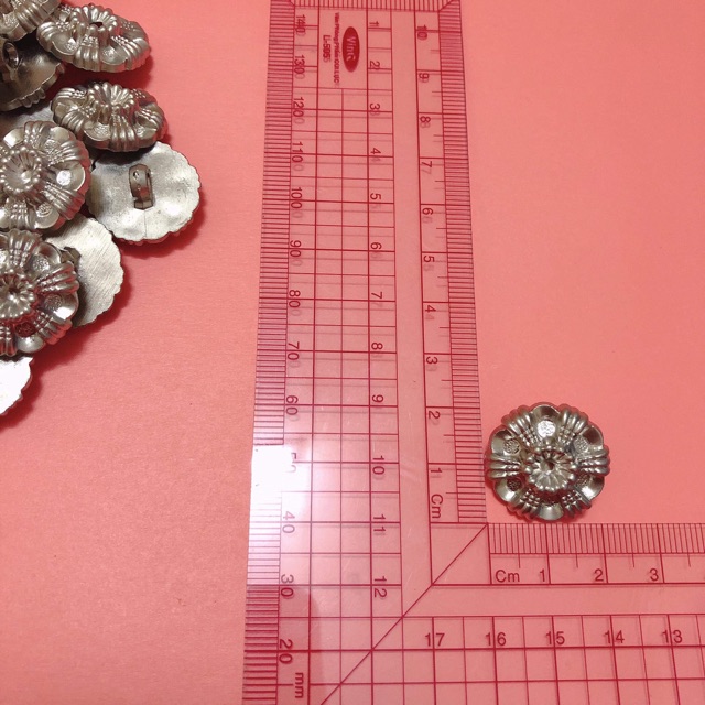 5 Nút áo, cúc áo, khuy áo hoa bạc