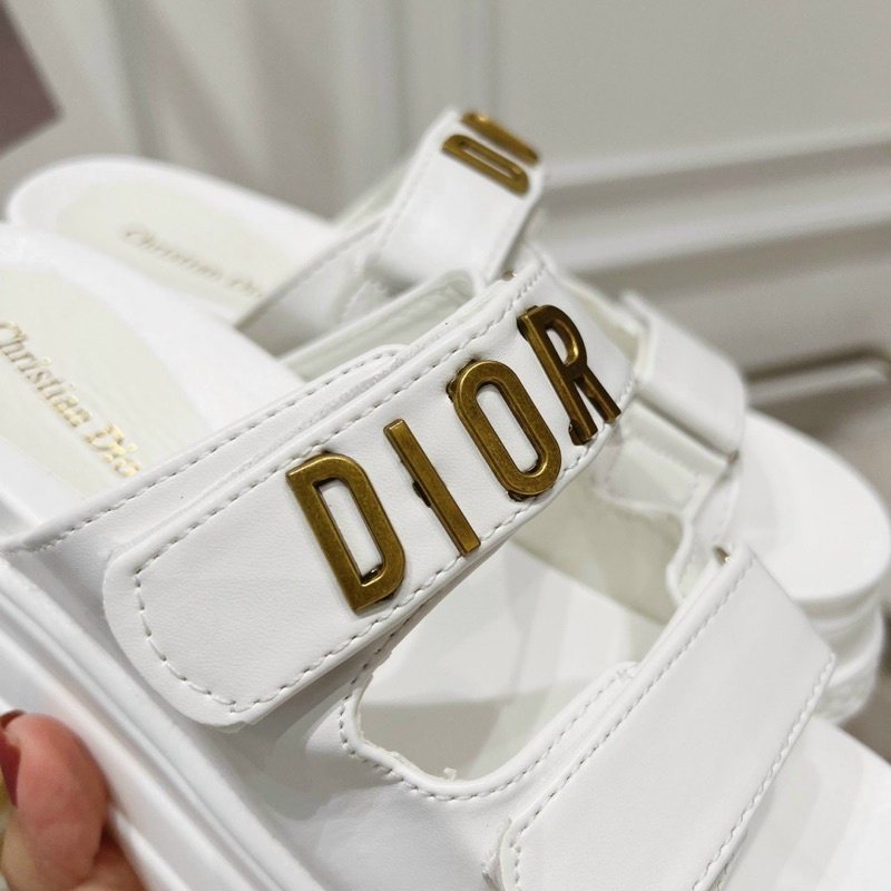 DÉP BÁNH MÌ 2 QUAI DA KHOÁ D.O CAO 7 PHÂN