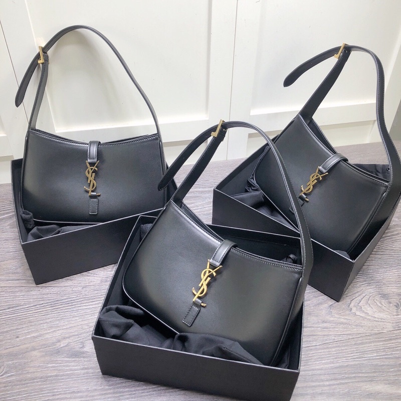 Túi kẹp nách rose blackpink