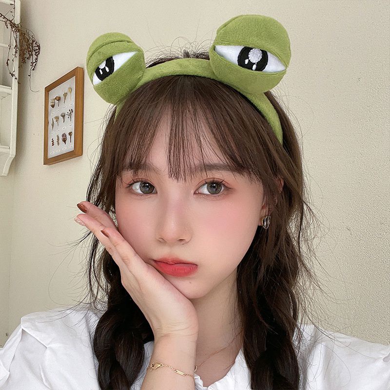 Bờm ếch mắt lồi phong cách Hàn Quốc.