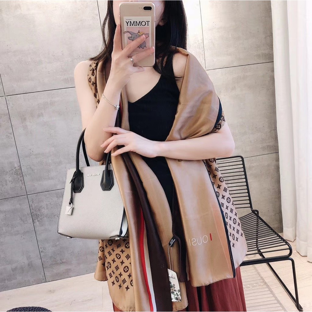 Khăn Choàng Lụa Dài In Họa Tiết Hoa Thời Trang Đi Biển Mùa Hè Mới Cho Nữ