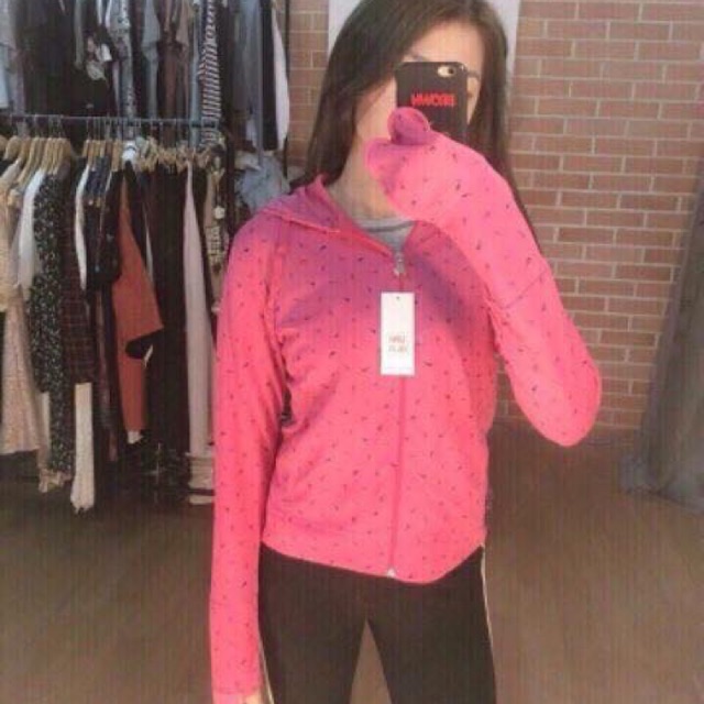 Áo chống nắng thông hơi