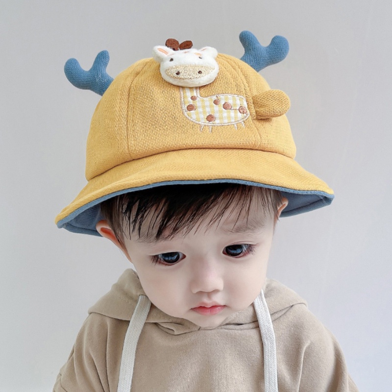 Mũ tròn vành thiết kế dễ thương cho bé