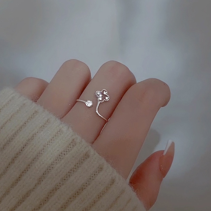 Nhẫn Mạ Bạc Hình Cỏ Bốn Lá Đính Đá Thời Trang