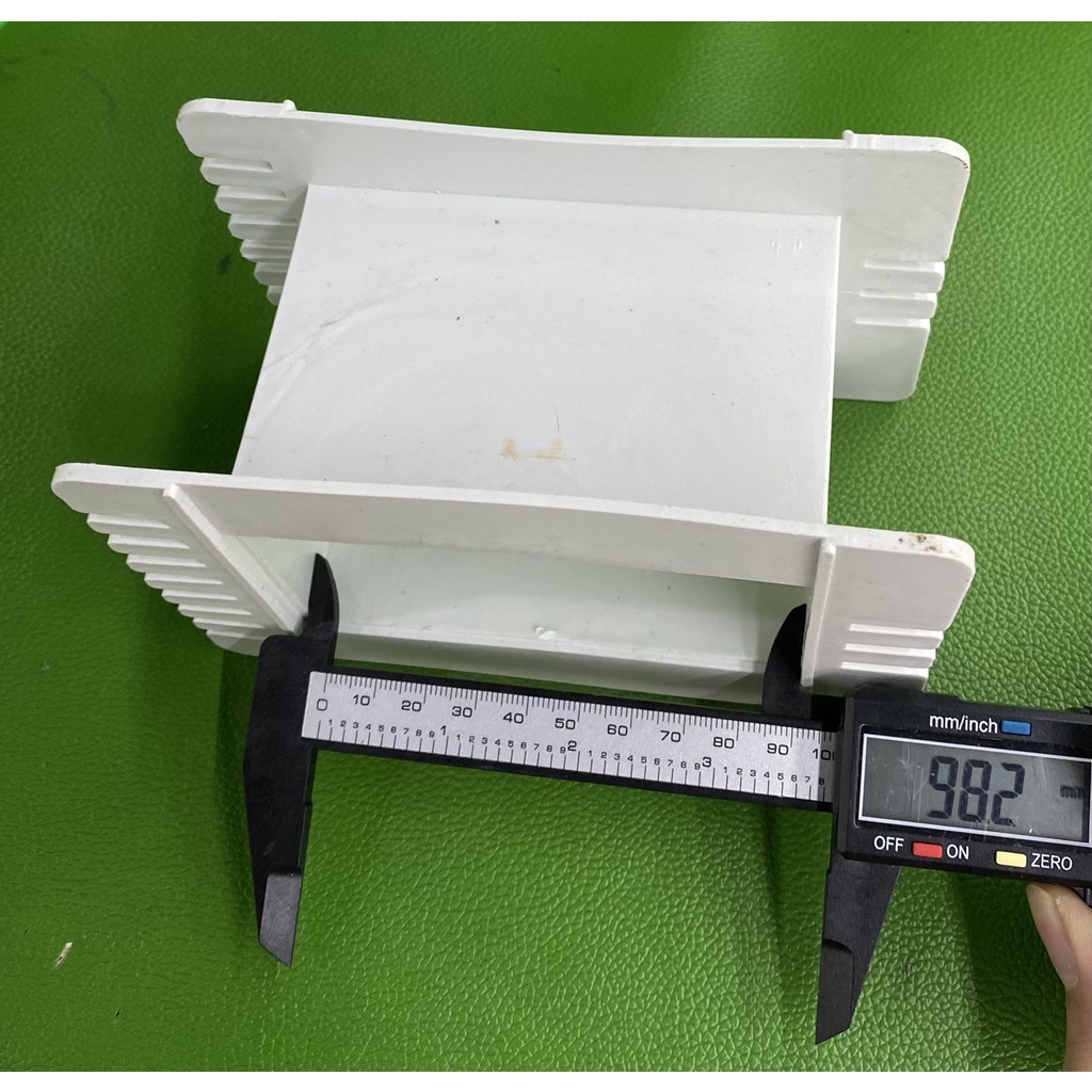 Khuôn fe50x80mm, fe50x100mm Khuôn nhựa quấn biến áp kích cơ. Quấn biến áp thường 220v. Khuôn biến áp