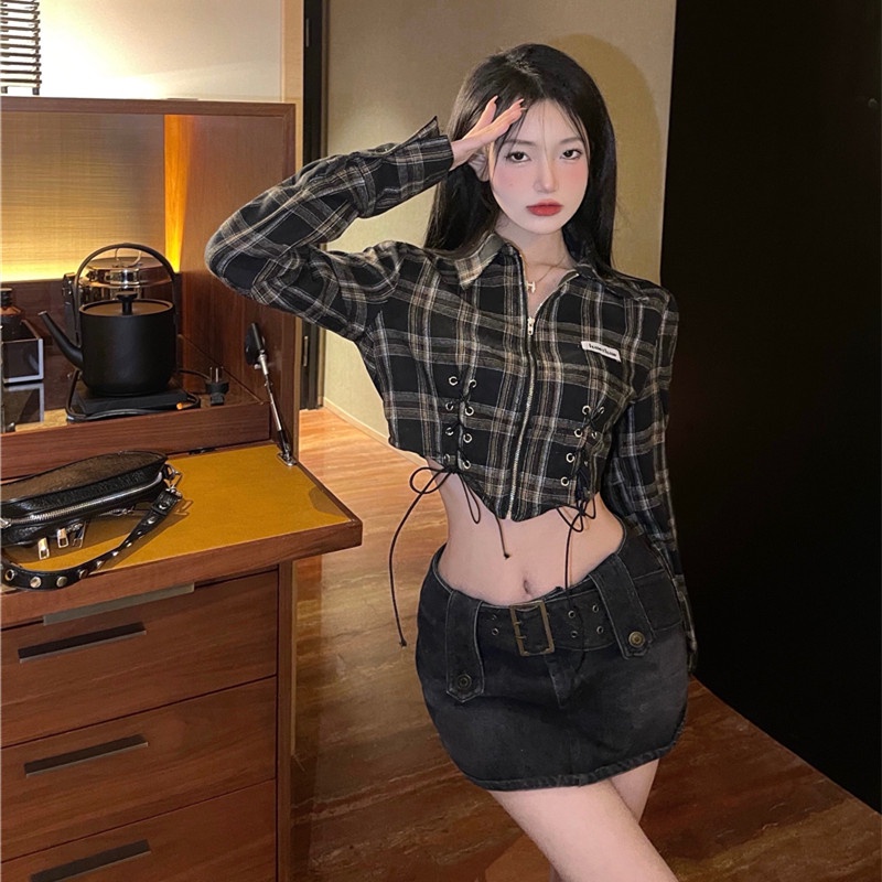 Áo sơ mi lửng tay dài cổ bẻ dáng ôm họa tiết sọc caro thời trang quyến rũ cho nữ