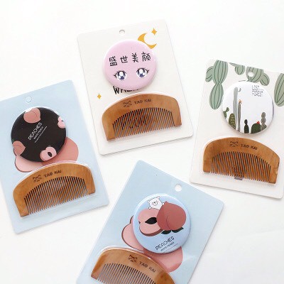 gương mini kèm lược gỗ