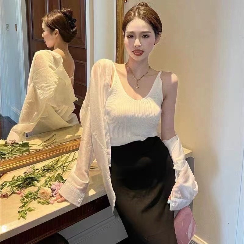 ( Ảnh thật )  A0610 Áo 2 dây len cổ tim ngang lưng