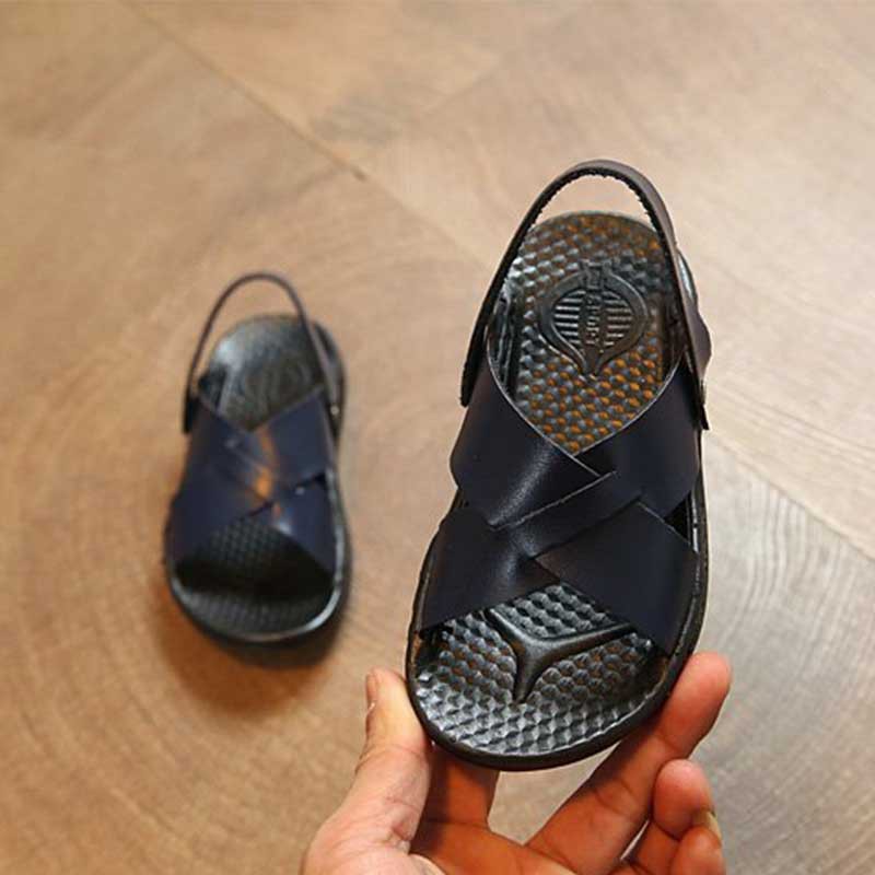 Giày sandal đi biển cho bé gái