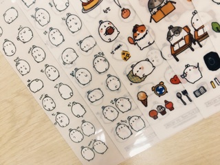 Sticker thỏ MOLANG