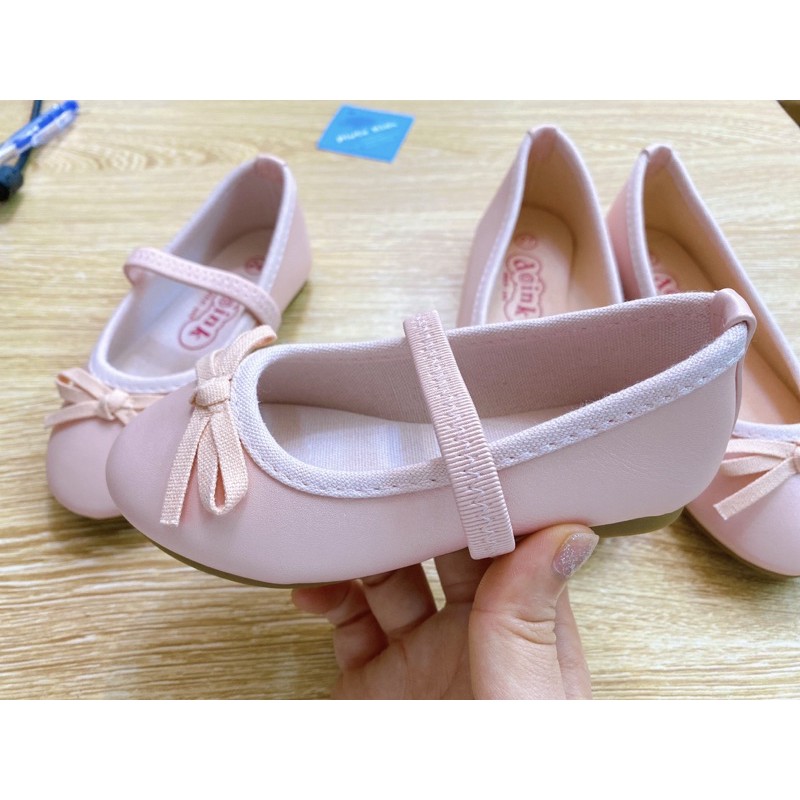 giày bệt màu hồng bé gái