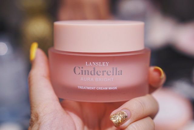 Mặt Nạ Kem Dưỡng Trắng Da LANSLEY Aura Cinderella Bright Treatment Cream Mask