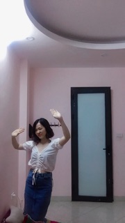 Crop top nữ