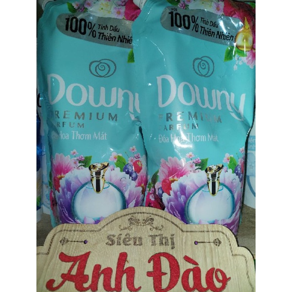 Nước Xả Vải Downy Đóa Hoa Thơm Mát 1,4L