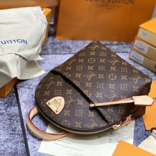Balo lv moon mới sz 22