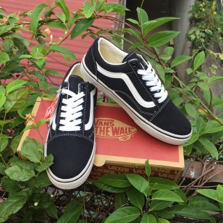 (Full box, tag, VNXK) Giày V Skool Đen Giá Rẻ