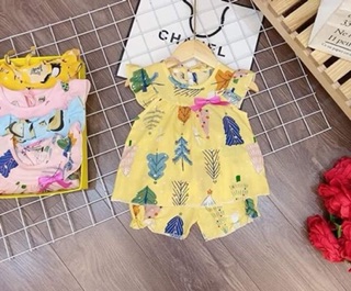 Bộ lanh lụa bé gái