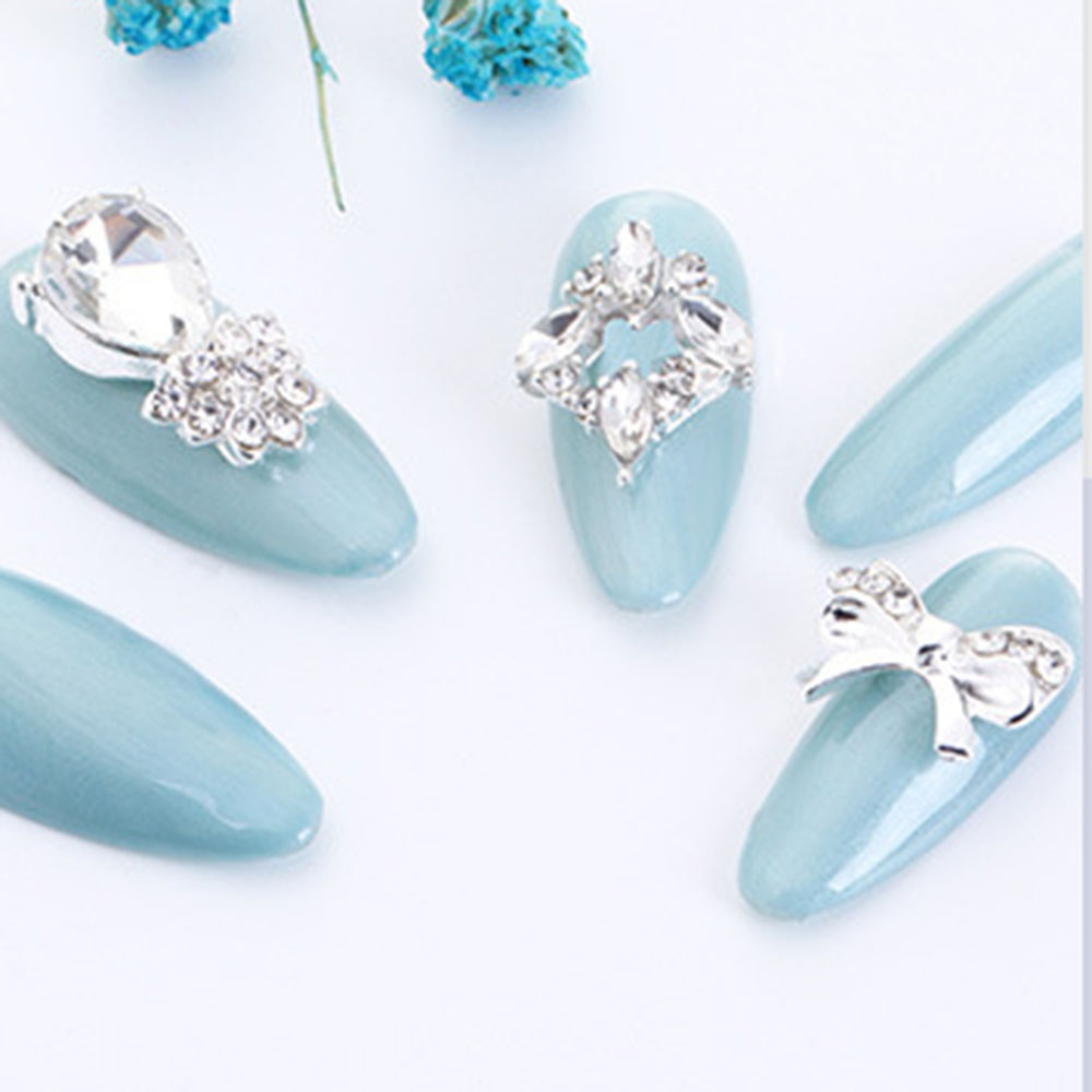 [Hàng mới về] Set 10 phụ kiện đính móng trang trí nghệ thuật xinh xắn